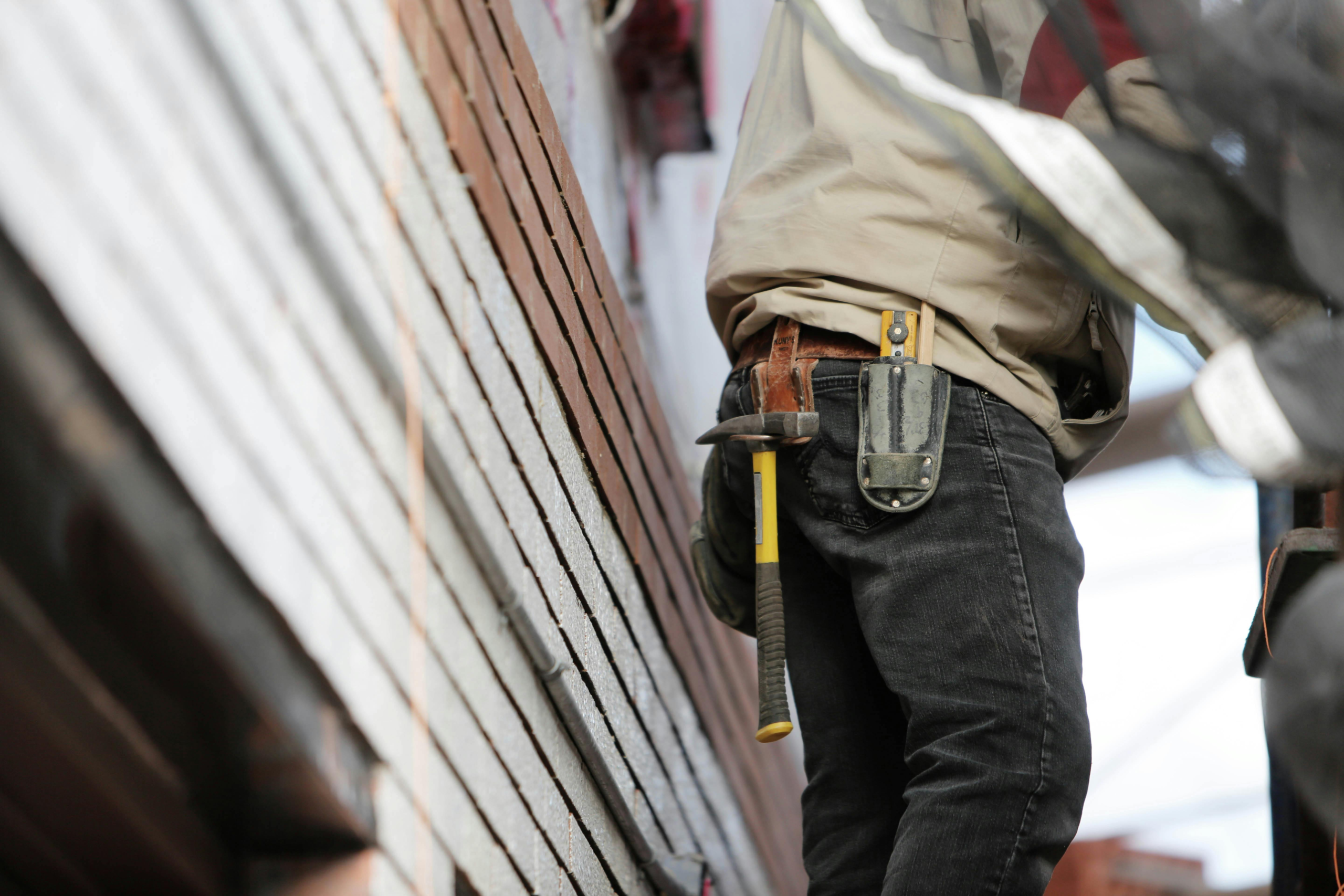DIY or Hire a Pro? How to Make the Right Choice Every Time
